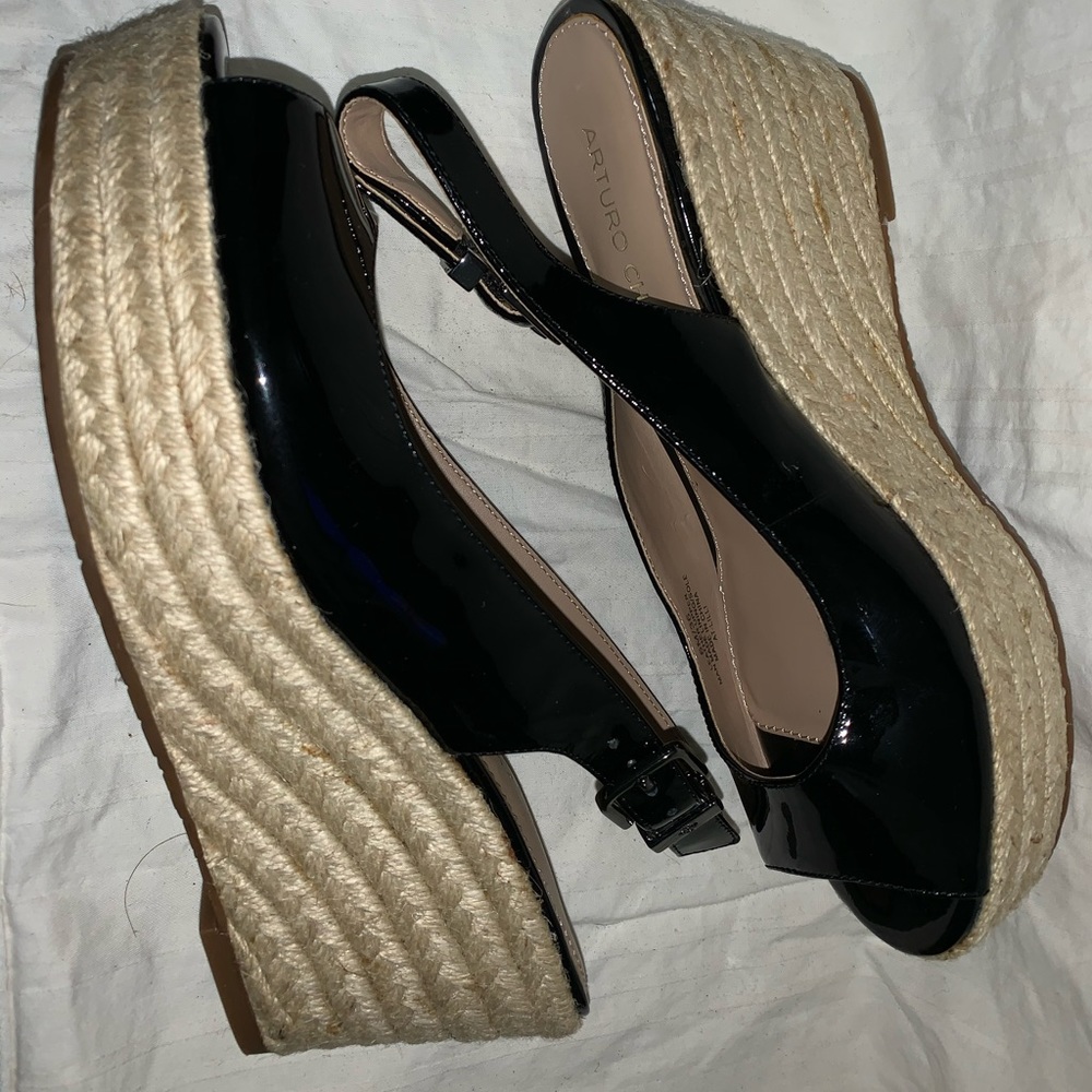 Arturo Chiang Lilli wedges